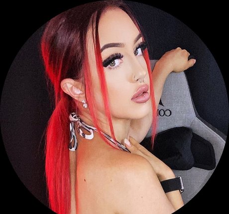 bunny xxx onlyfans pornographic image