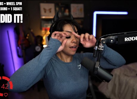 sex girls onlyfans art porn img