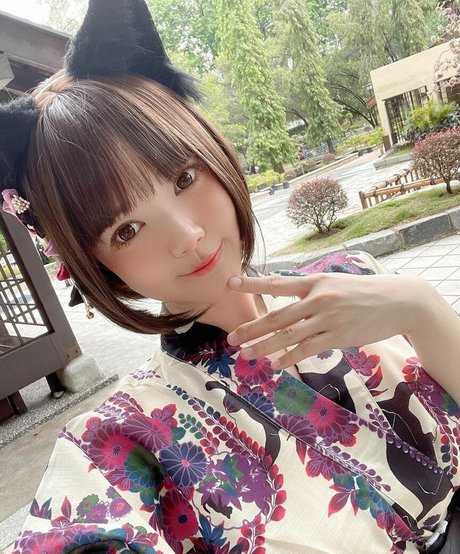 Ying Tze nice actress img