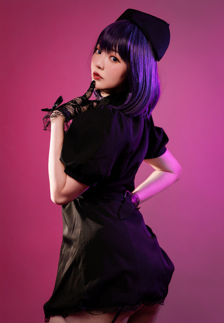 Ying Tze model nudes photo