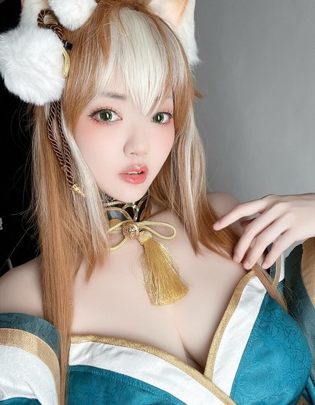 Ying Tze exclusive model gallery