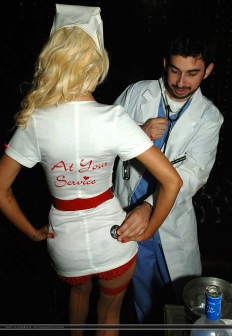 Christina Aguilera model nude pic