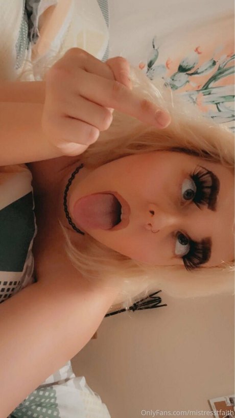 mistresstfaith model pretty galleries