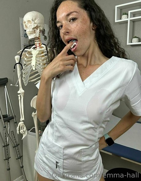 young milf onlyfans nude pic