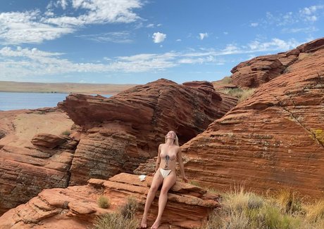 lavenderalien adult star pictures