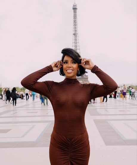 Kelly Rowland sexy model galleries