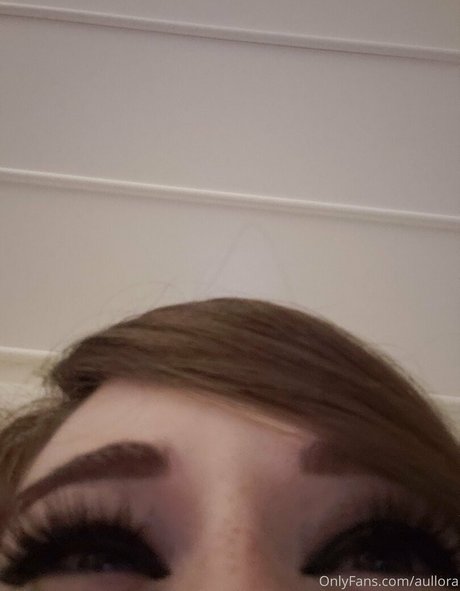 aullora nude actress pictures