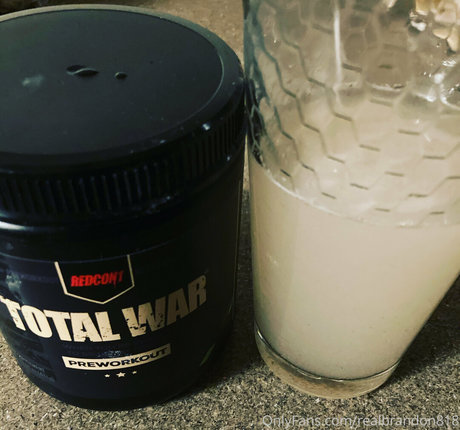 realbrandon818 model naked gallery