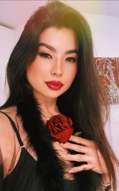 big areolas onlyfans erotic image