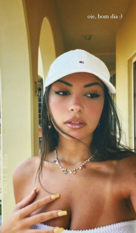 asian blonde onlyfans free picture