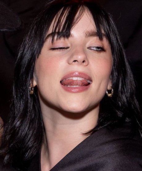 Billie Eilish star sexy images