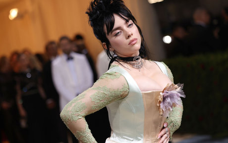 Billie Eilish star erotic pictures