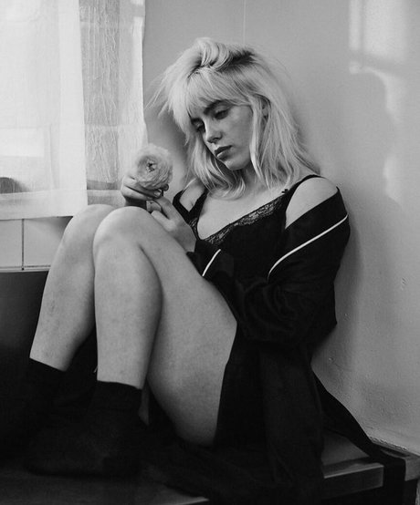 Billie Eilish free pornstar photos
