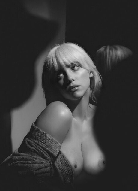 shemale fucks girl onlyfans hot pic