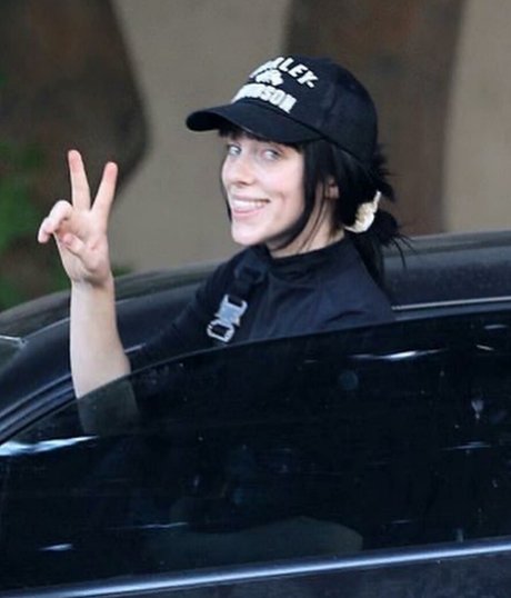 Billie Eilish model nice img