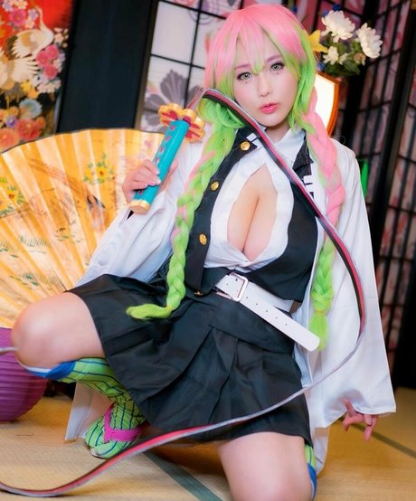 asian cheerleader onlyfans erotic pic