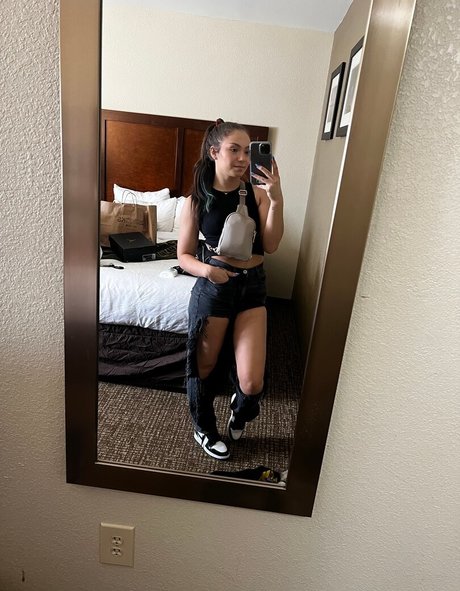 Skye Dolecki perfect star photo