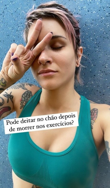 Mariana Ayres free star photos