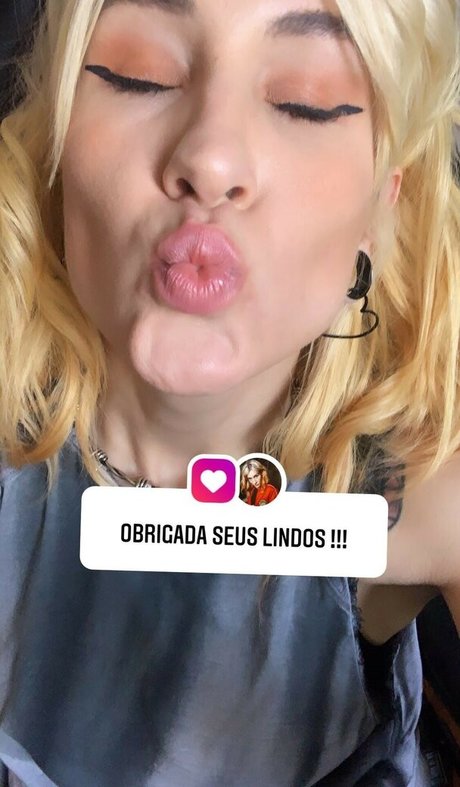 Mariana Ayres pornstar hot img