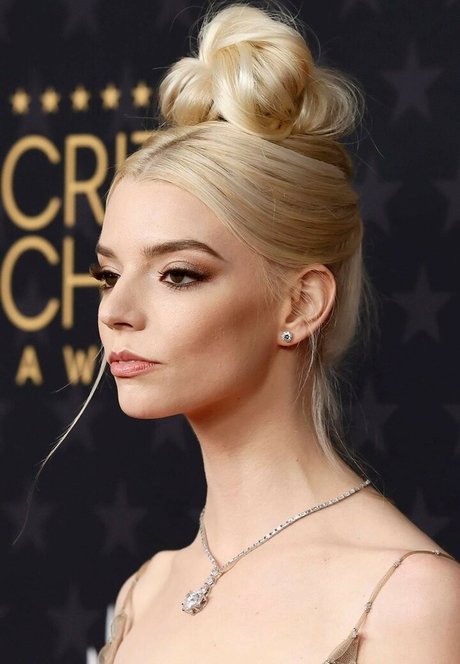 yoga asian onlyfans beautiful xxx images