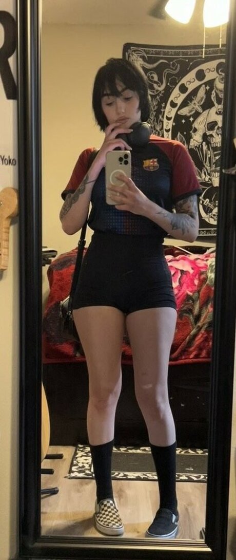 british blonde onlyfans hot nude picture