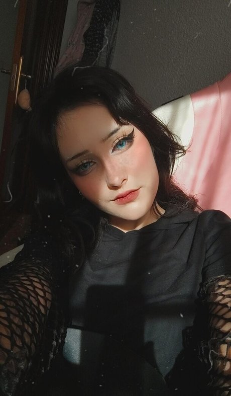 Nyukix nudes model img