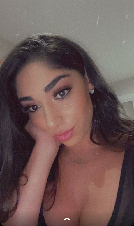 Mary Noura beautiful star pictures