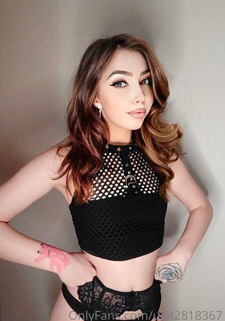 petite girls onlyfans free nude gallery