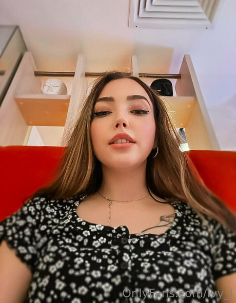 hairy vagina onlyfans nudes images