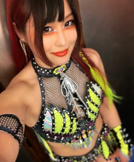 Iyo Sky art star pic