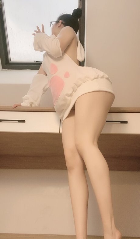 QiaoniuTT xxx model photo