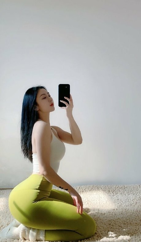 amateur threesome onlyfans adult picture