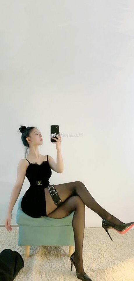 femdom facesitting onlyfans naked photos