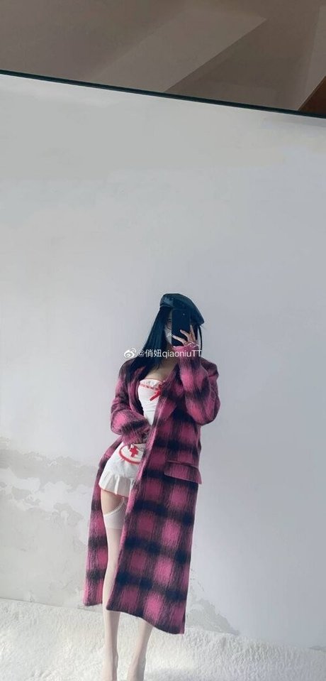 QiaoniuTT sexy pornstar gallery