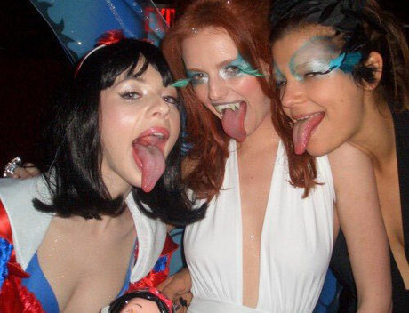 Michelle Trachtenberg model best pic