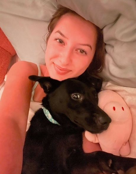 Addie Forche model naked pics