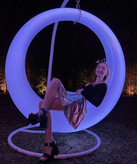 Stacey Ryan nude model galleries