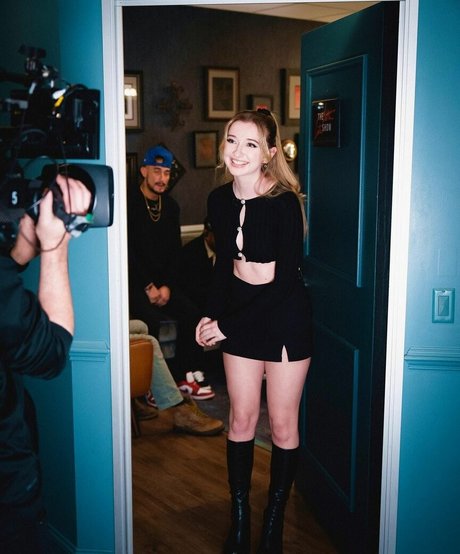 Stacey Ryan exclusive star image