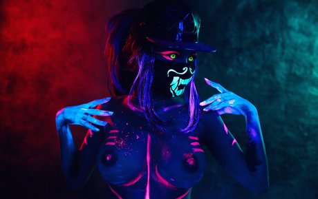 Kalinka Fox model sexy picture