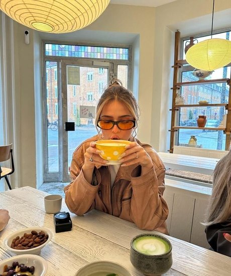 Jessy Hartel model hot images