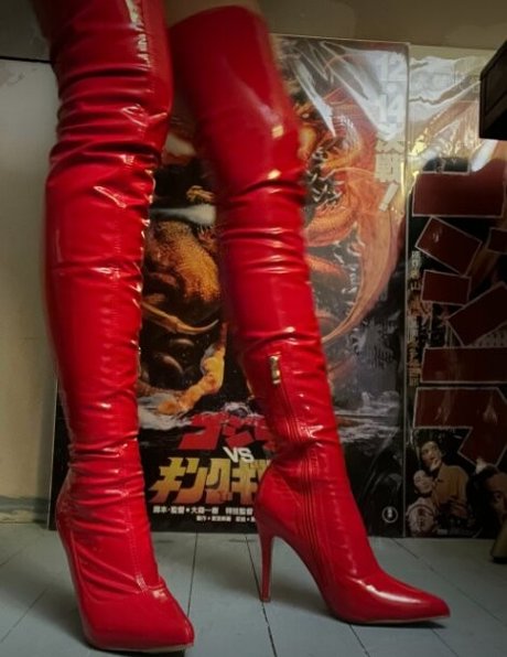 Korinonymous art star pictures