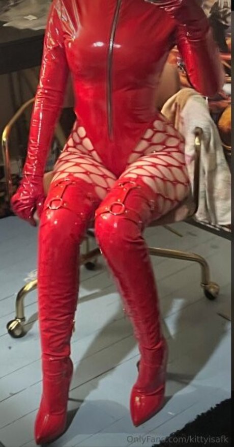 Korinonymous naked pornstar images