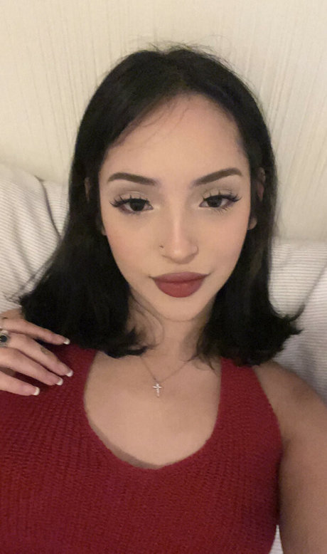 Erotiicaaa model best image