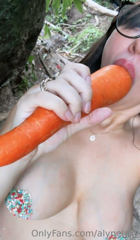 licking pussy onlyfans free images