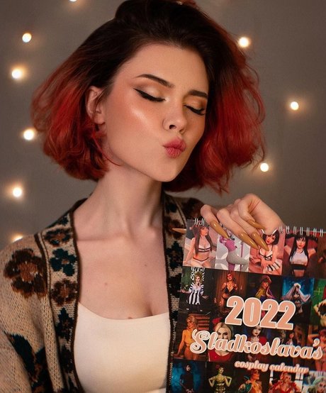 small onlyfans free nude images