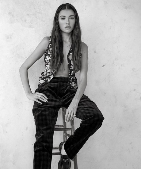 japanese milf onlyfans nude image