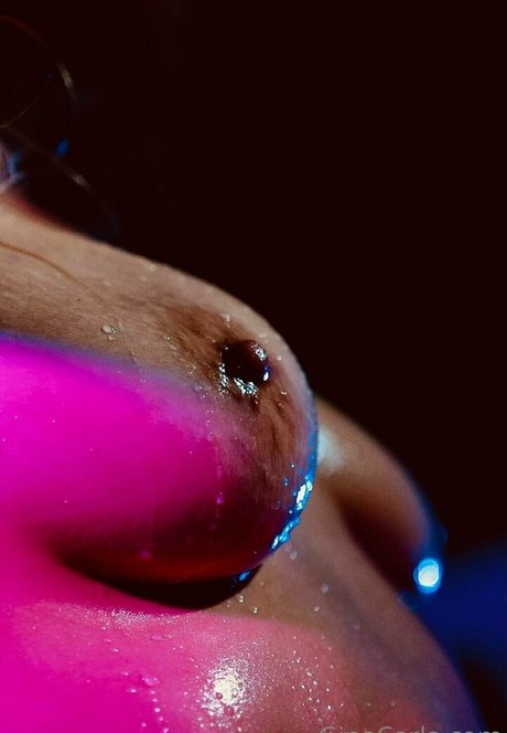 Gina Carla star nude gallery