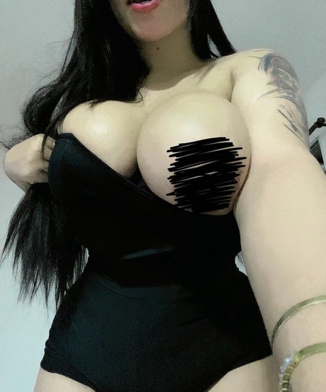 Carniello model nudes img