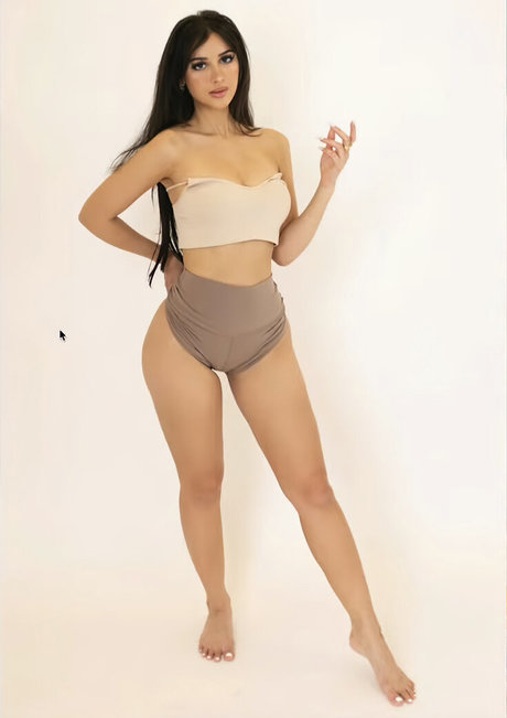 Sssniperwolf model nice photos