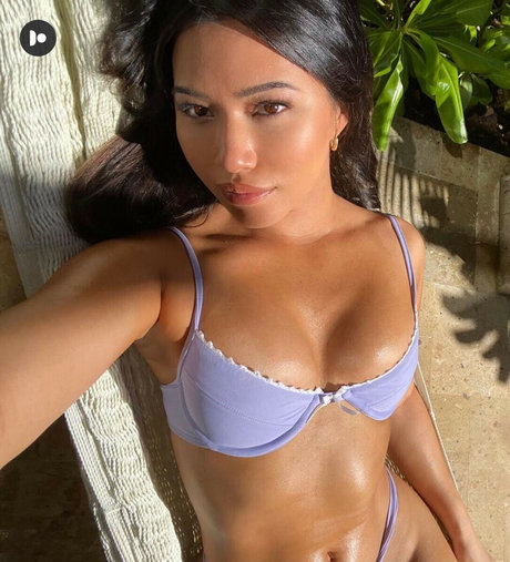 Julia Kelly art actress picture